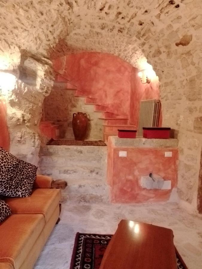 Appartamento Storico A Valle San Martino Di 스폴레토 외부 사진