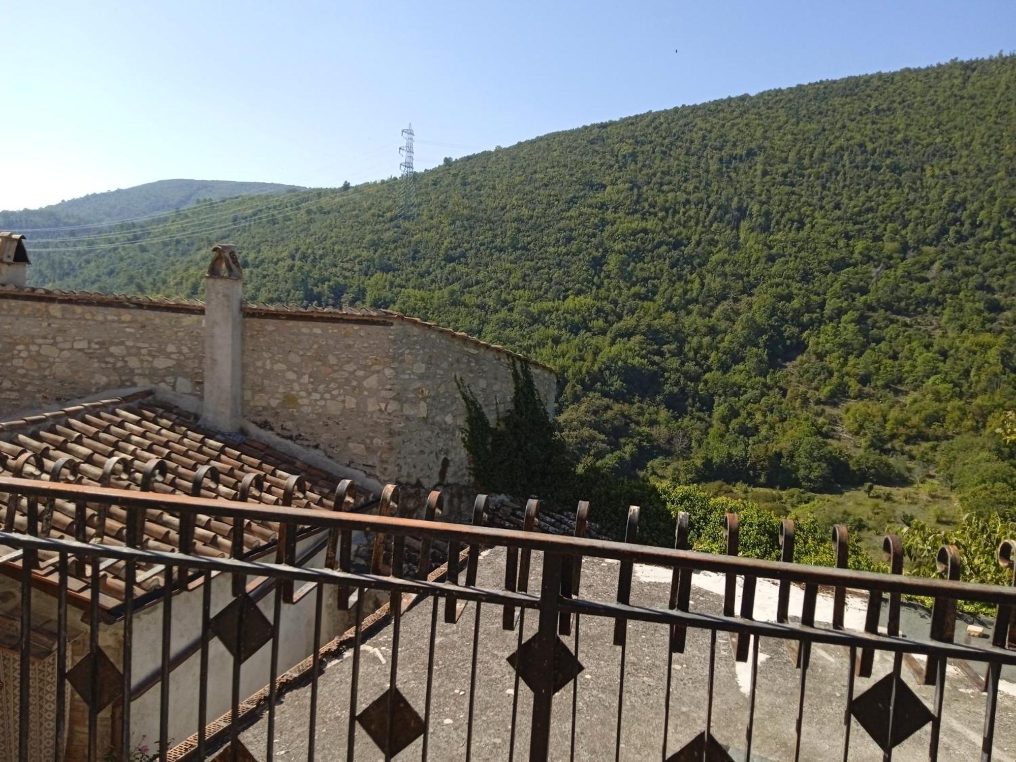 Appartamento Storico A Valle San Martino Di 스폴레토 외부 사진
