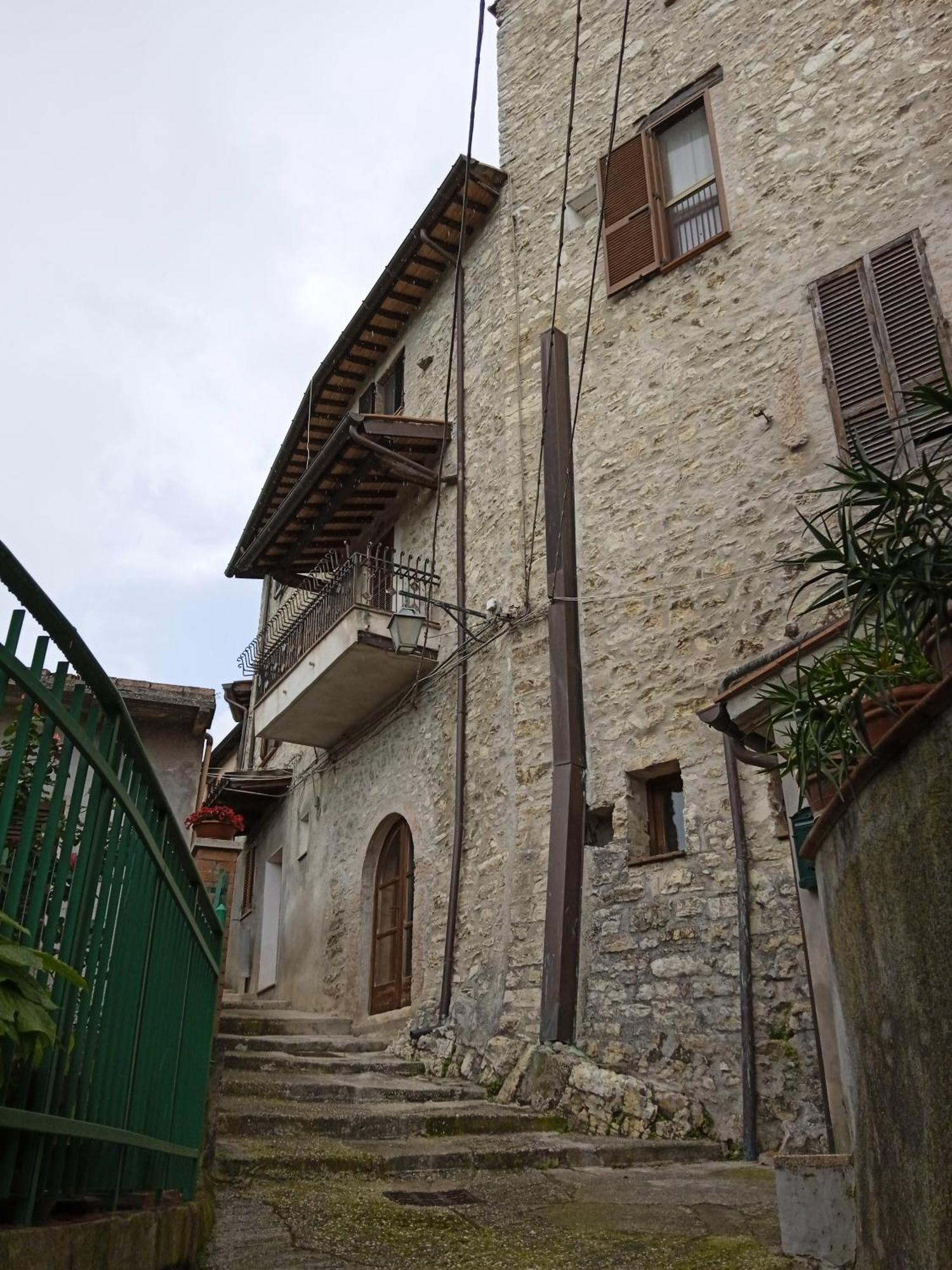 Appartamento Storico A Valle San Martino Di 스폴레토 외부 사진
